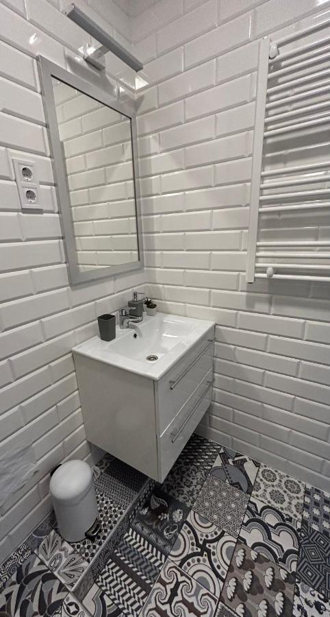 Gabend'I Apartman Eger Exterior photo